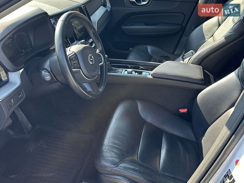 Внедорожник / Кроссовер Volvo XC60 2020 в Львове фото 10 Внедорожник / Кроссовер Volvo XC60 2020 в Львове