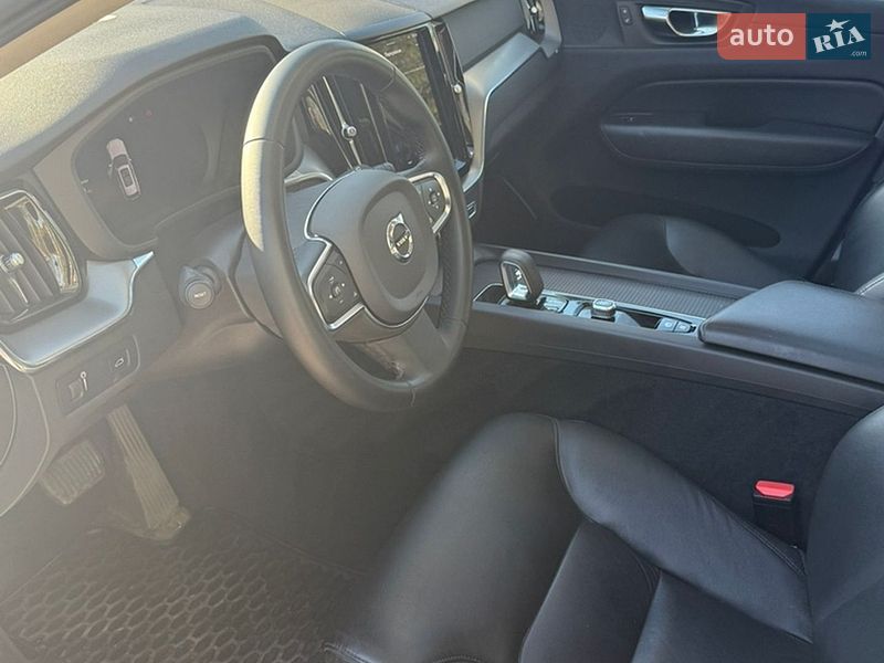 Внедорожник / Кроссовер Volvo XC60 2022 в Львове