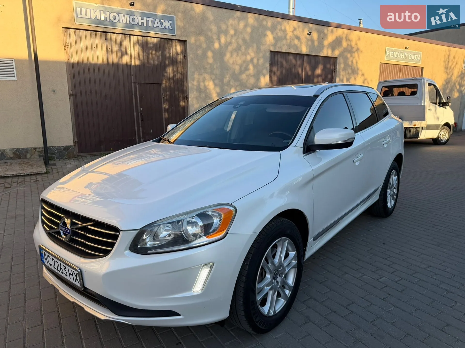 2015 Volvo XC60 - мініатюра 7