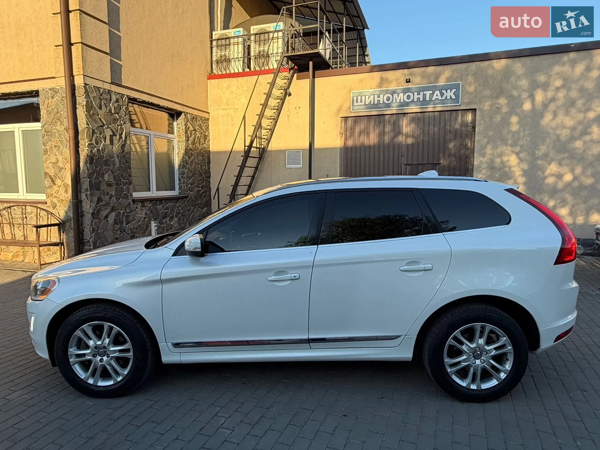 2015 Volvo XC60 - мініатюра 10