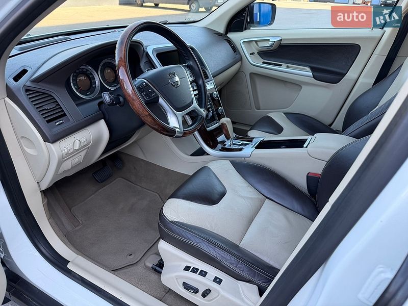 Внедорожник / Кроссовер Volvo XC60 2012 в Ровно