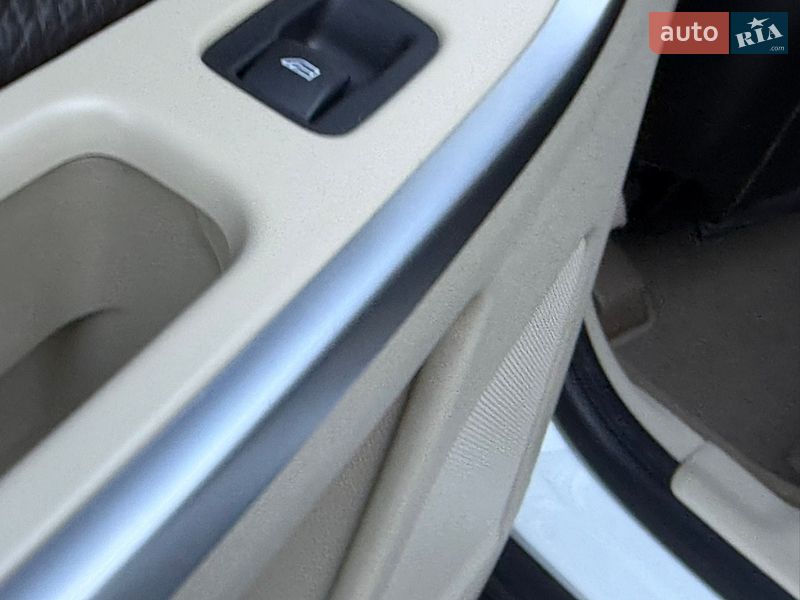 Внедорожник / Кроссовер Volvo XC60 2012 в Ровно