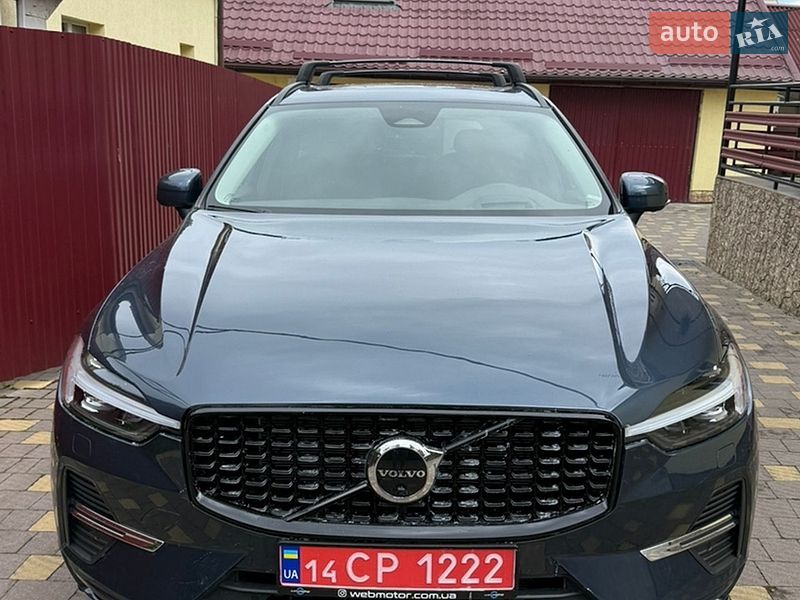 Volvo XC60 2022