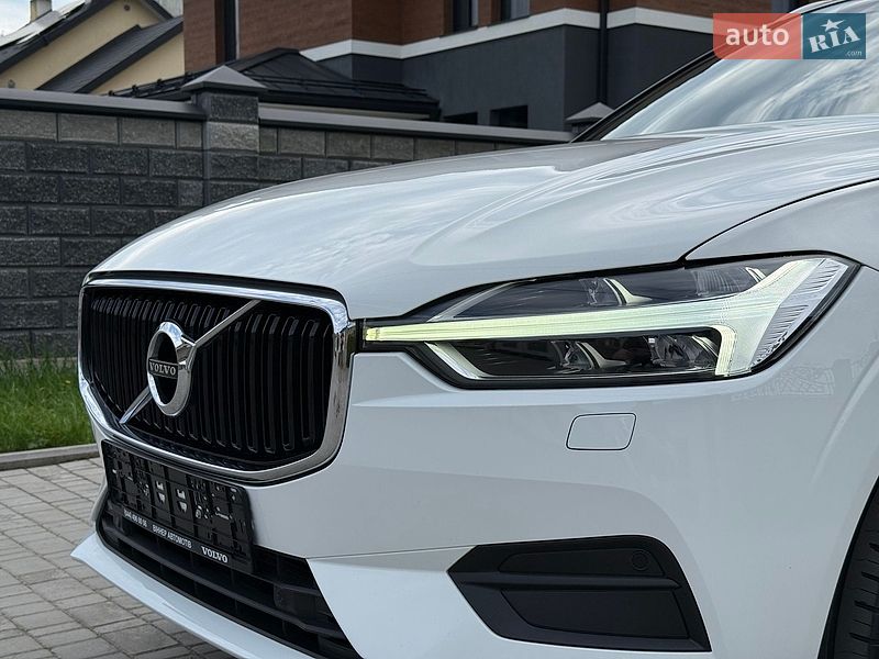 Внедорожник / Кроссовер Volvo XC60 2019 в Ровно