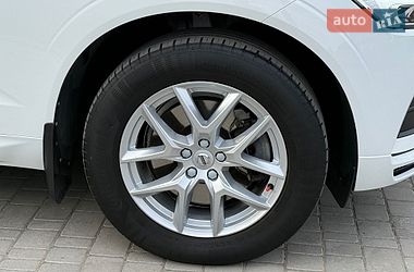 Внедорожник / Кроссовер Volvo XC60 2019 в Ровно