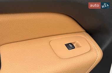 Внедорожник / Кроссовер Volvo XC60 2019 в Ровно