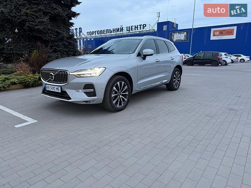 Внедорожник / Кроссовер Volvo XC60 2023 в Виннице