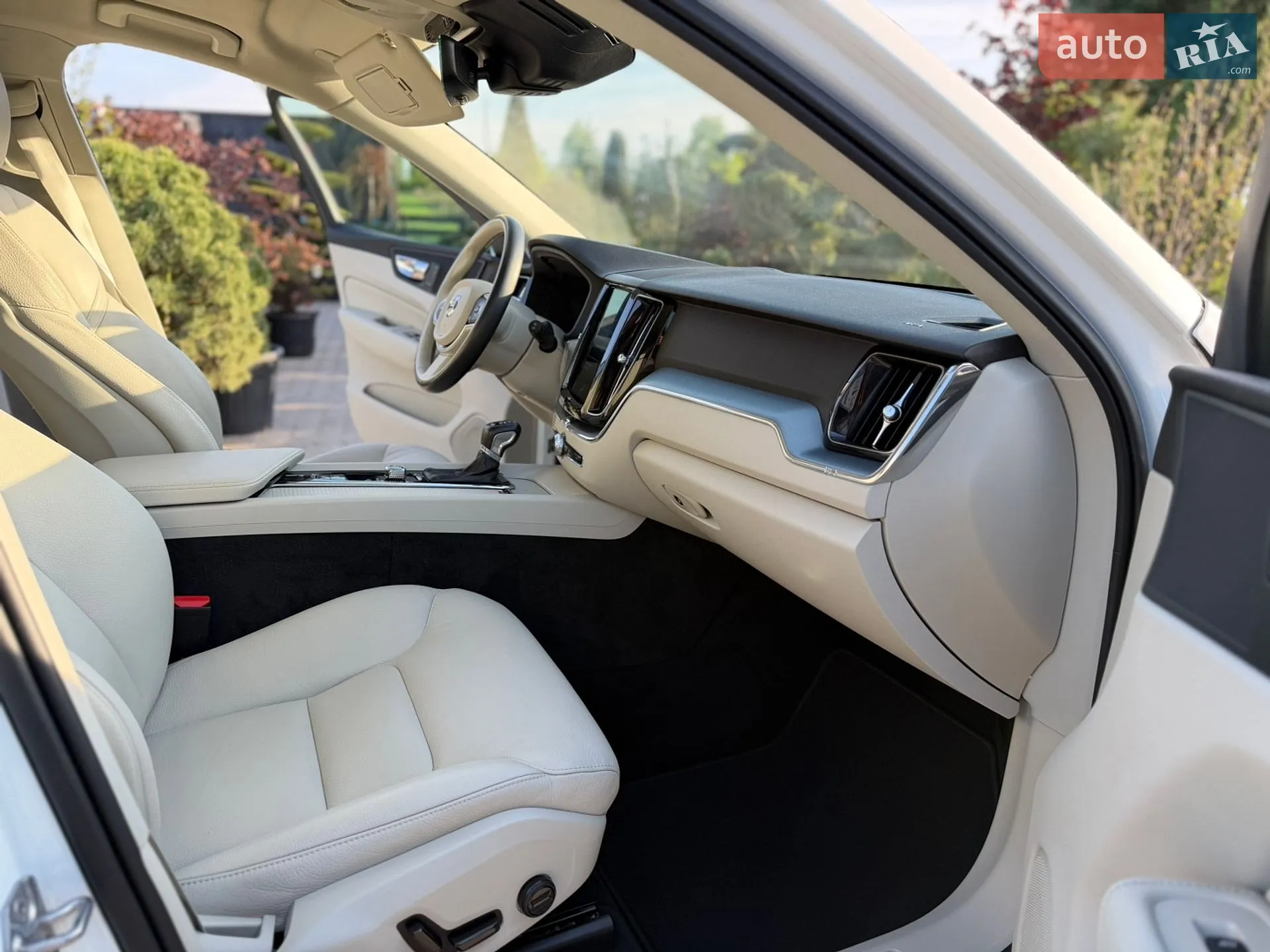 2019 Volvo XC60 - мініатюра 26