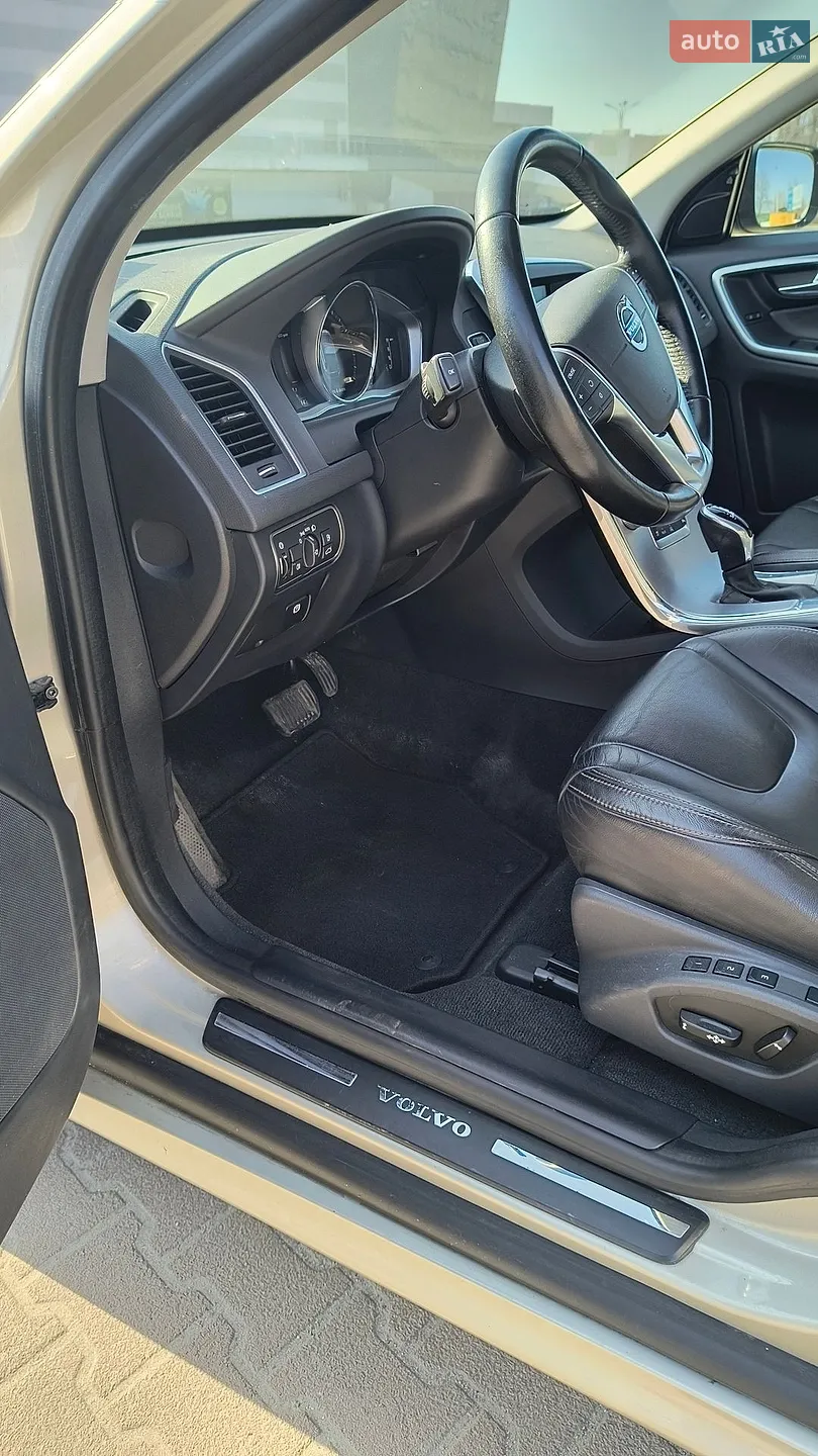 2017 Volvo XC60 - мініатюра 15