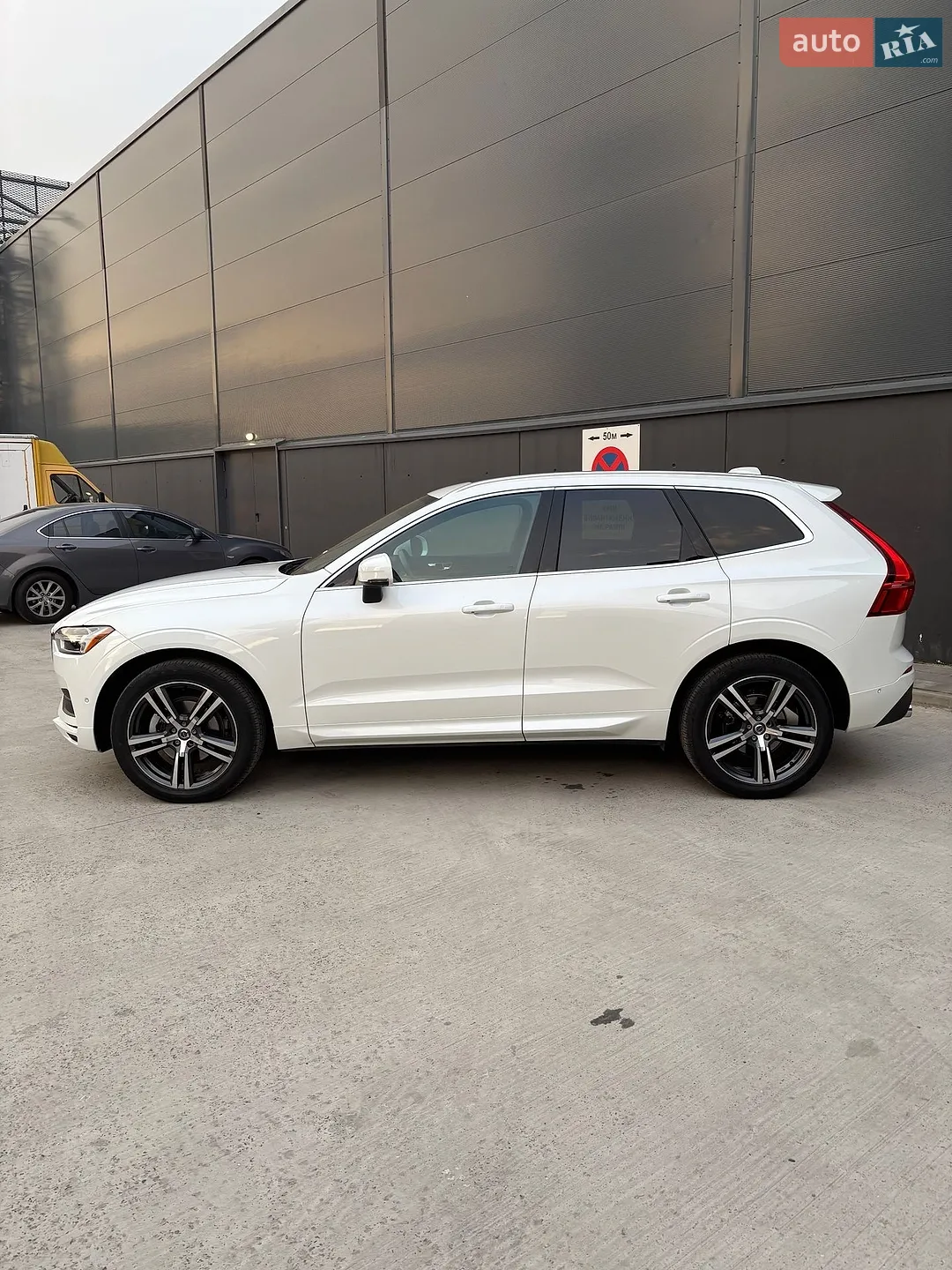 2018 Volvo XC60 - мініатюра 8