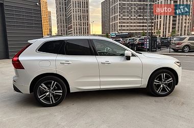 Внедорожник / Кроссовер Volvo XC60 2018 в Киеве