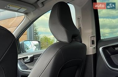Внедорожник / Кроссовер Volvo XC60 2015 в Ровно