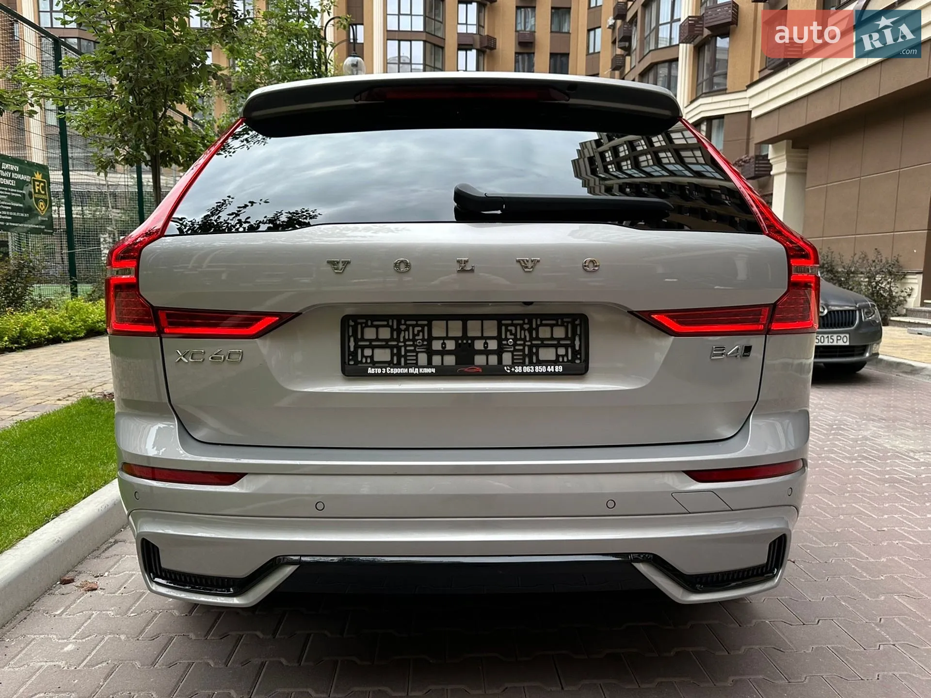 2022 Volvo XC60 - мініатюра 11