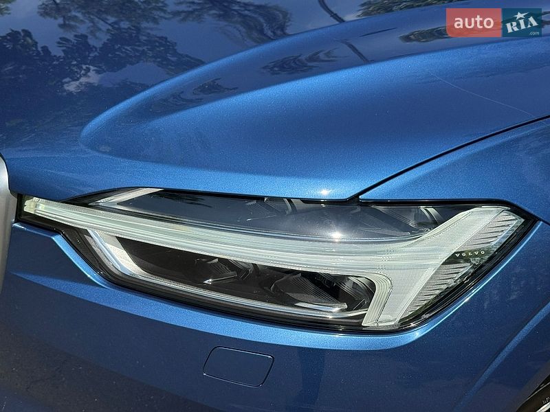 Внедорожник / Кроссовер Volvo XC60 2017 в Киеве