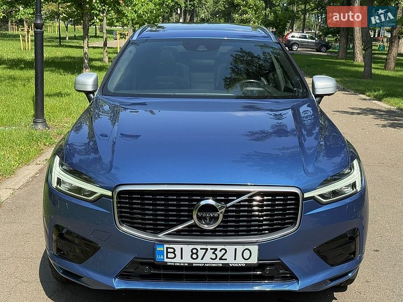 Внедорожник / Кроссовер Volvo XC60 2017 в Киеве
