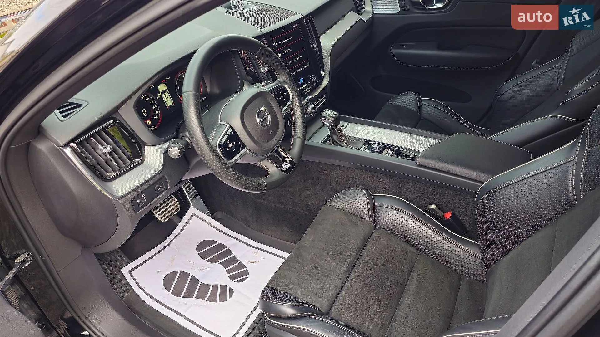2018 Volvo XC60 - мініатюра 16