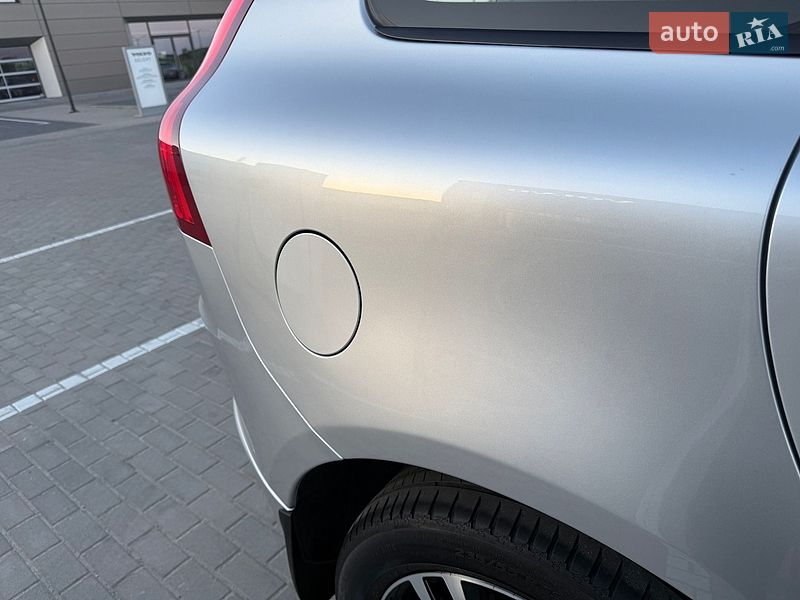Внедорожник / Кроссовер Volvo XC60 2015 в Львове
