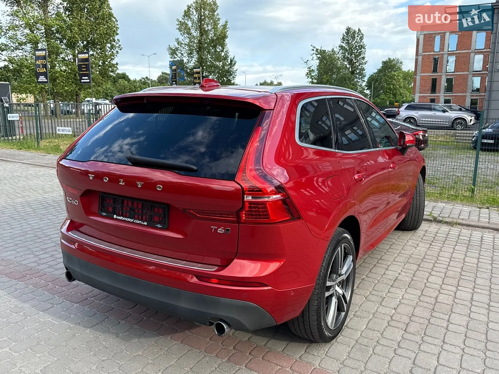 2018 Volvo XC60 - мініатюра 16