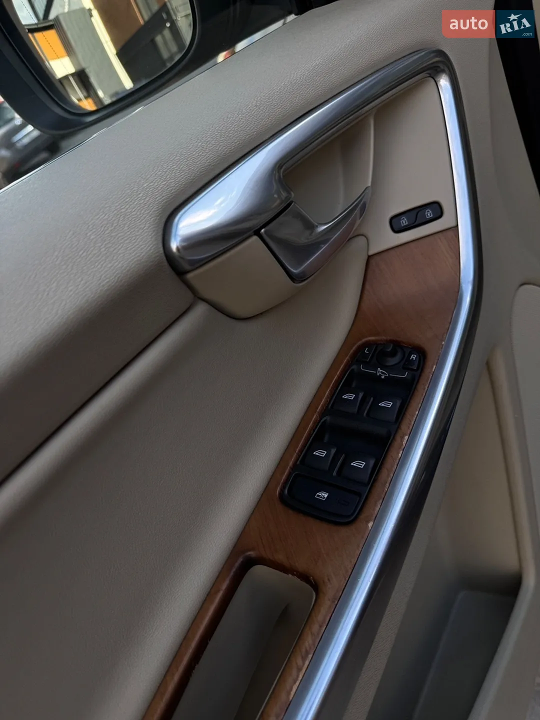 Volvo XC60 2014 VIN YV1DZ73CDF2636918 фото оголошення 19 з 51