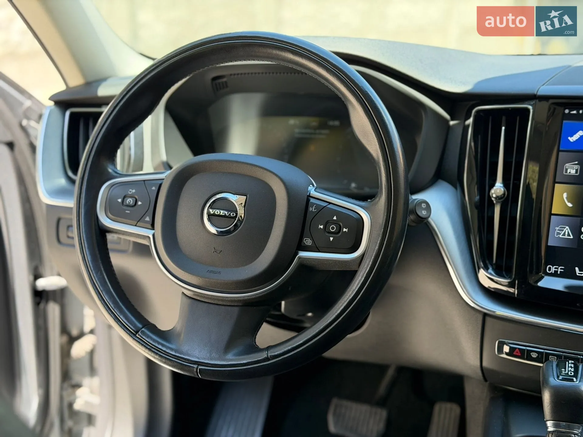 2019 Volvo XC60 - мініатюра 15