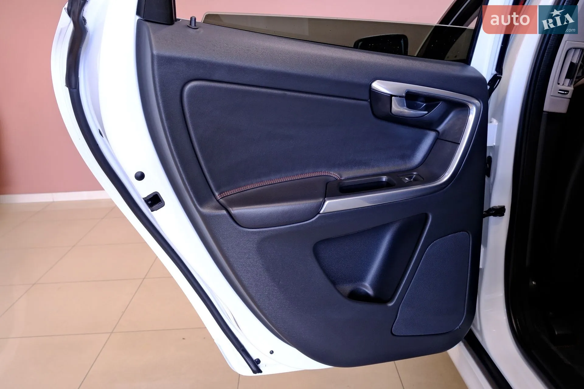 2016 Volvo XC60 - мініатюра 32