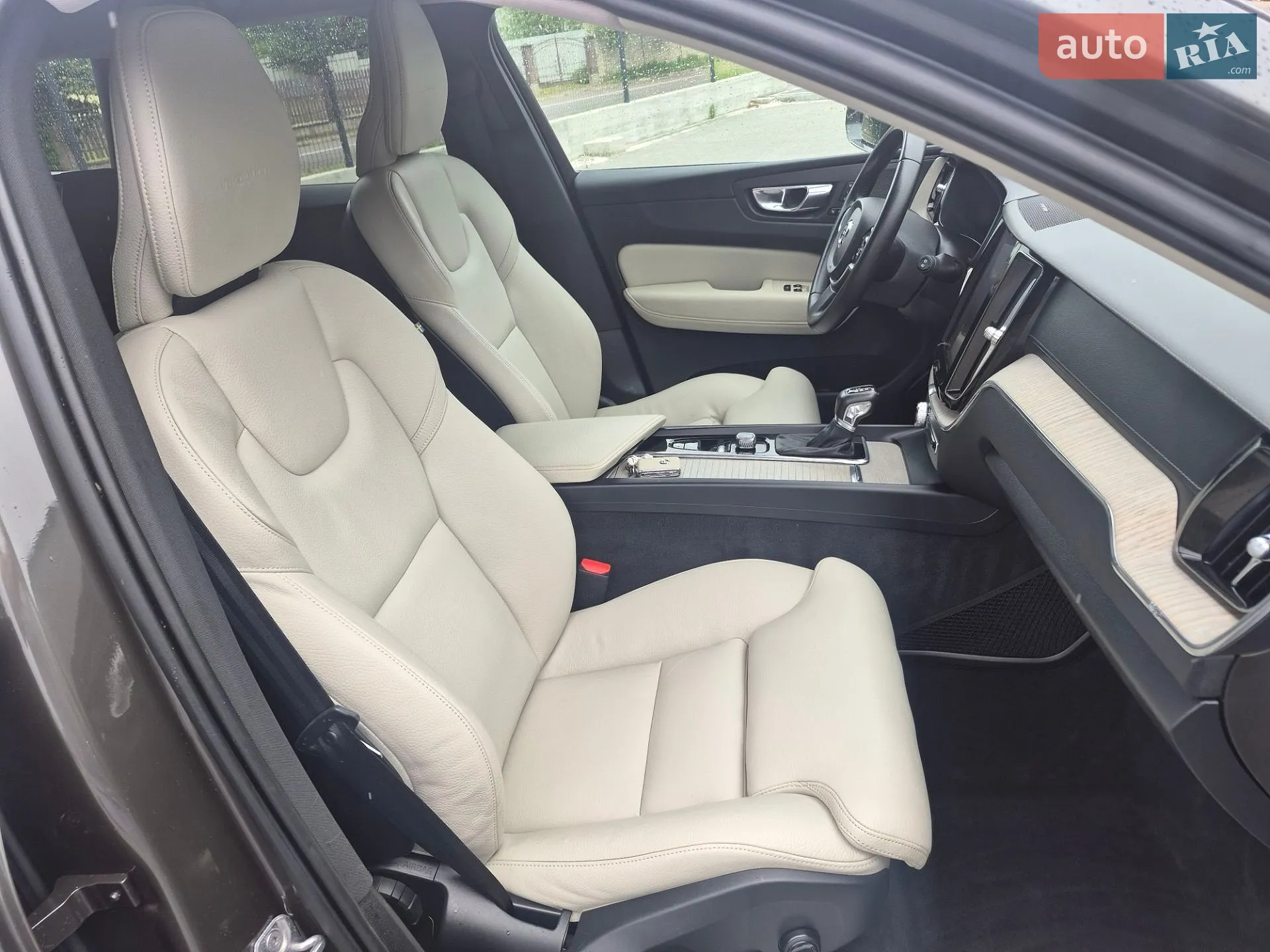 2018 Volvo XC60 - мініатюра 23