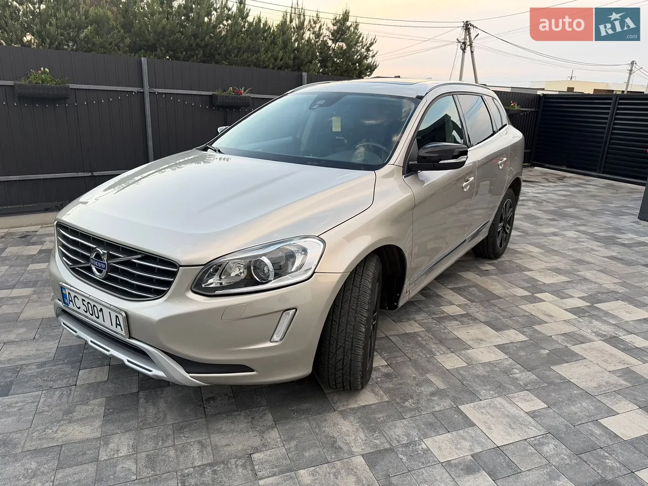 2017 Volvo XC60 - мініатюра 6