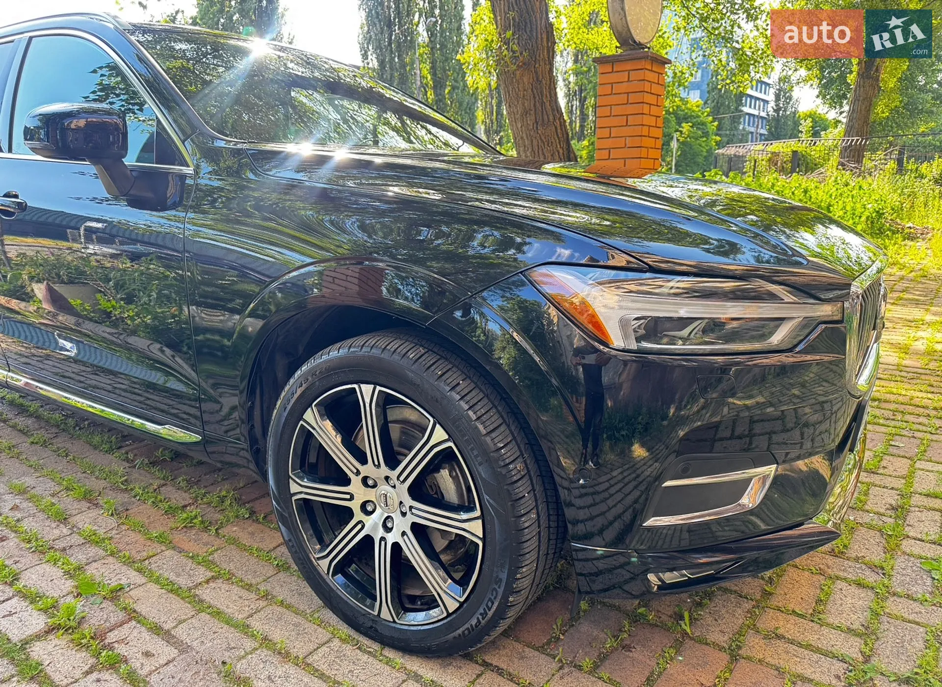 2017 Volvo XC60 - мініатюра 2