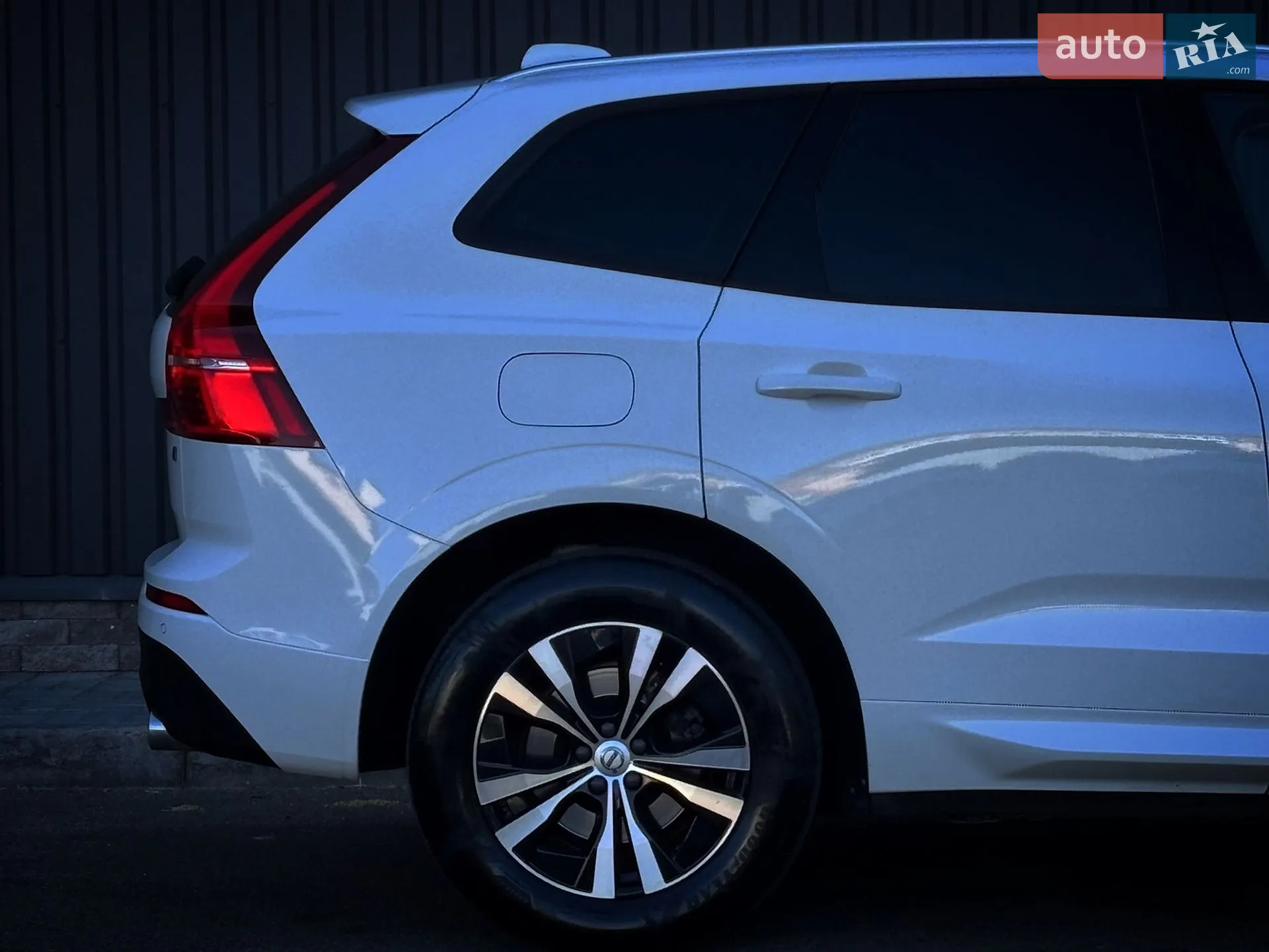 2017 Volvo XC60 - мініатюра 13