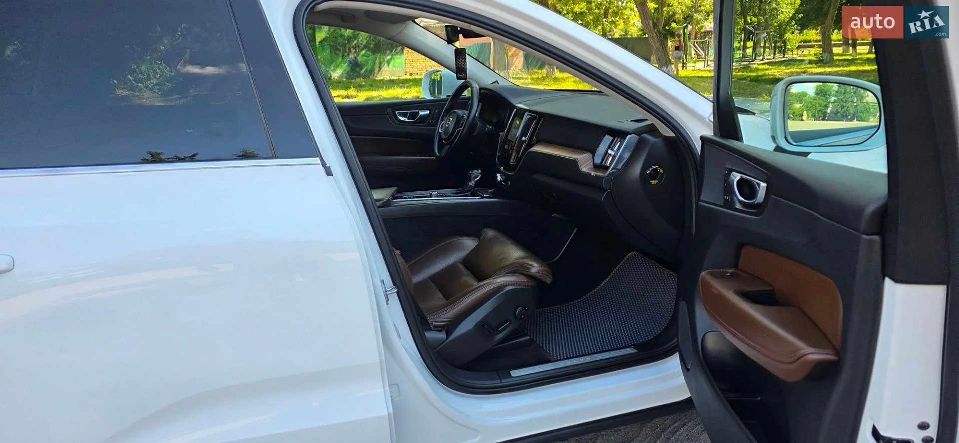 2018 Volvo XC60 - мініатюра 64
