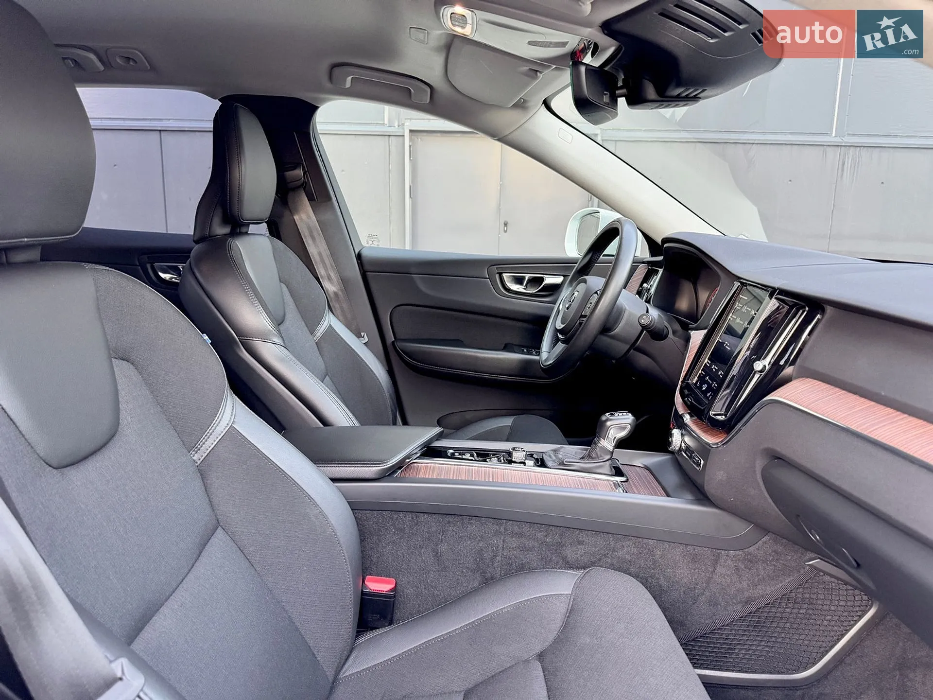 2019 Volvo XC60 - мініатюра 16