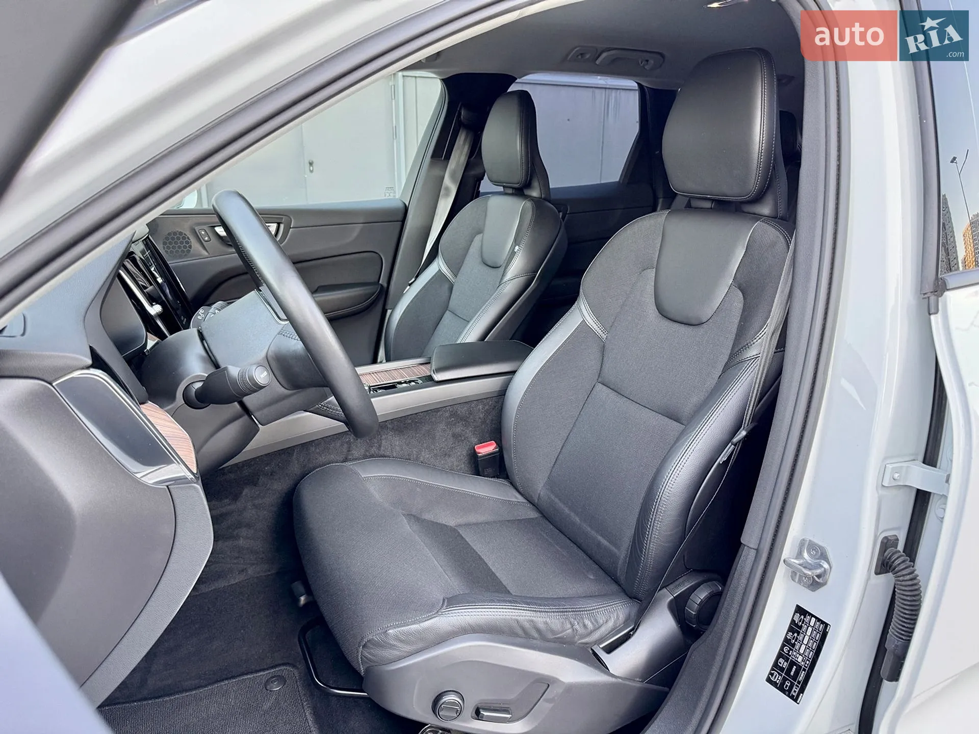 2019 Volvo XC60 - мініатюра 36