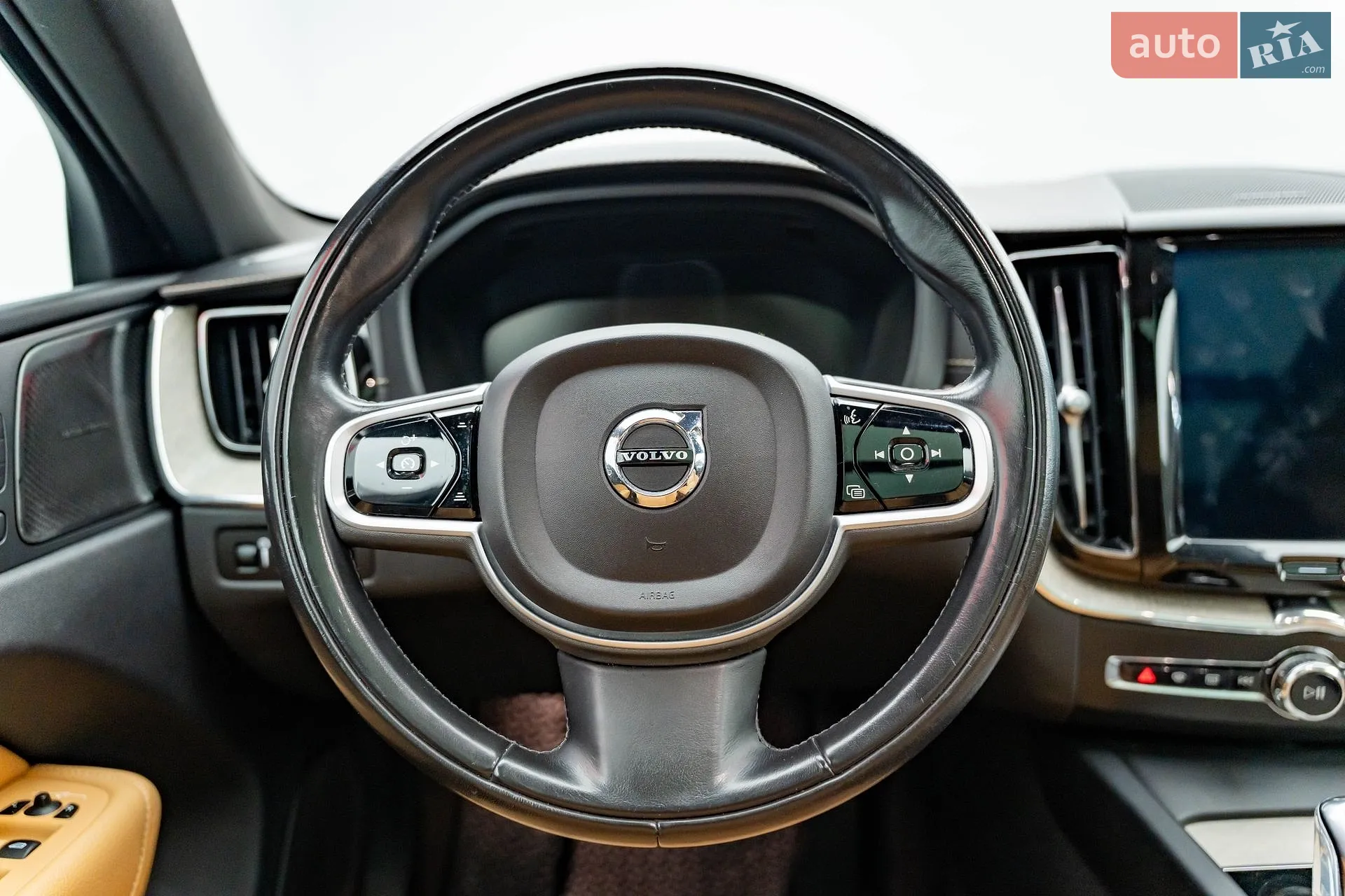 2019 Volvo XC60 - мініатюра 16