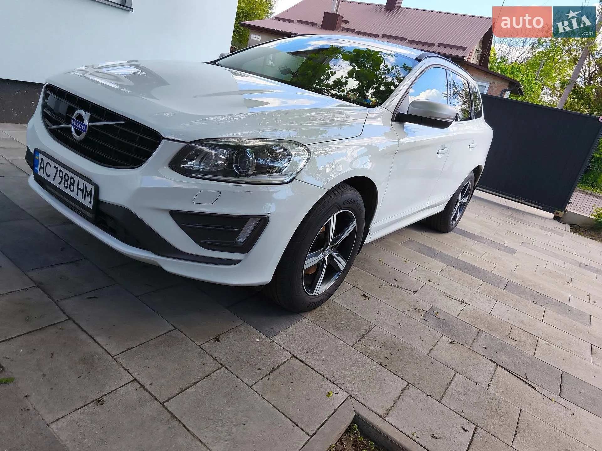 2017 Volvo XC60 - мініатюра 2