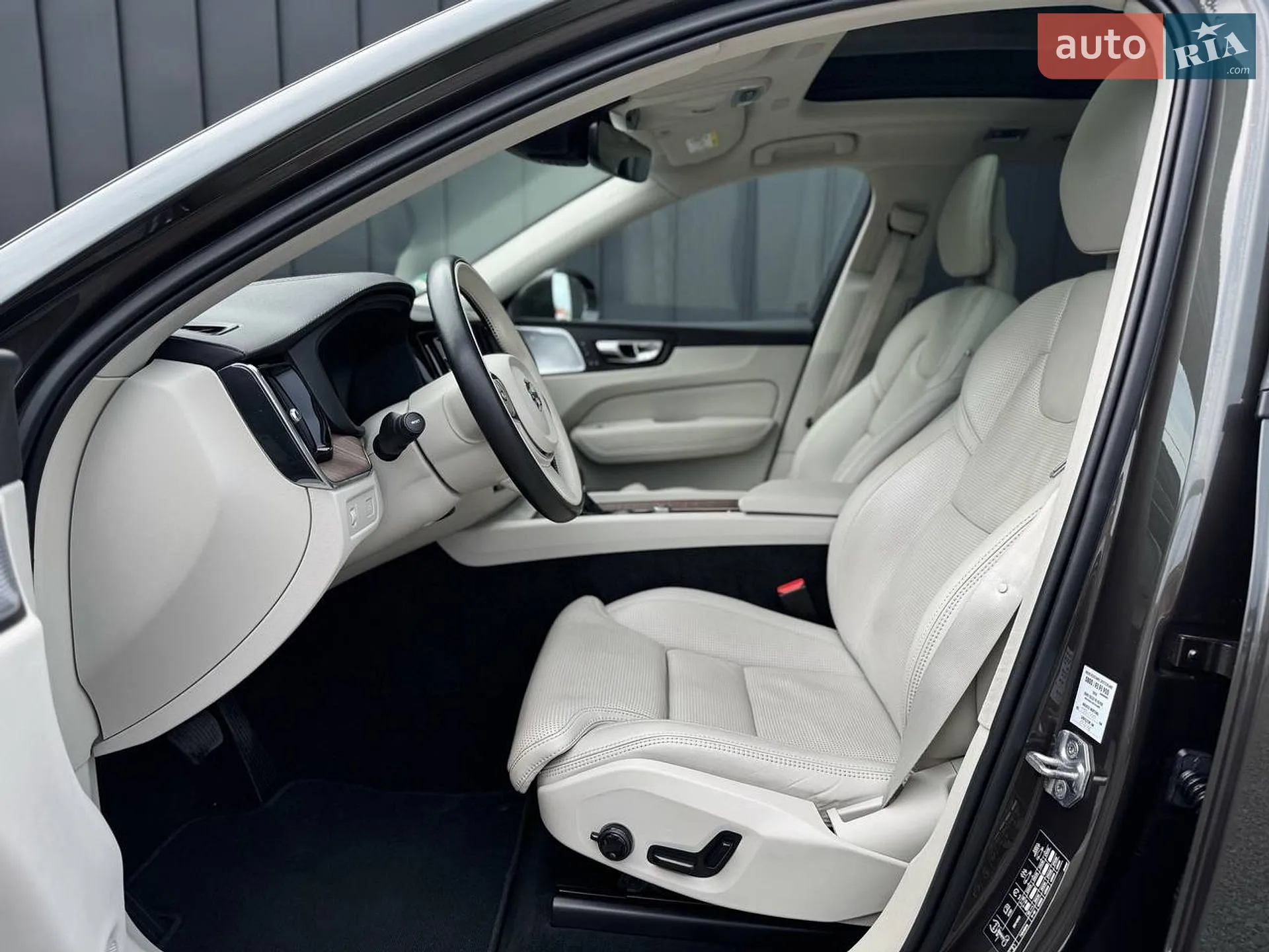 2018 Volvo XC60 - мініатюра 20
