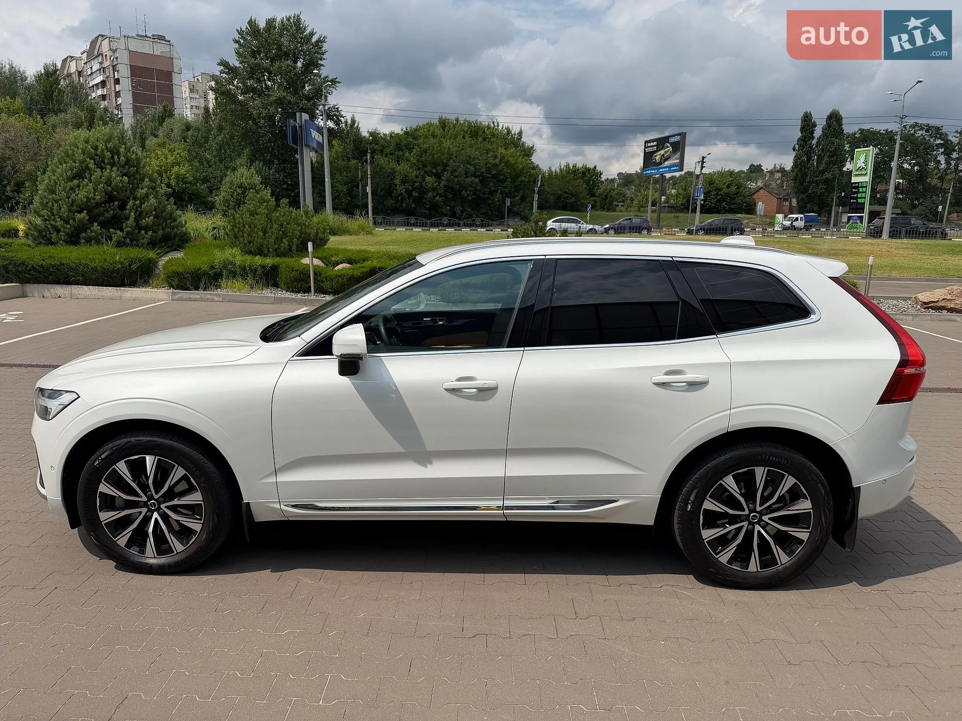 2023 Volvo XC60 - мініатюра 8