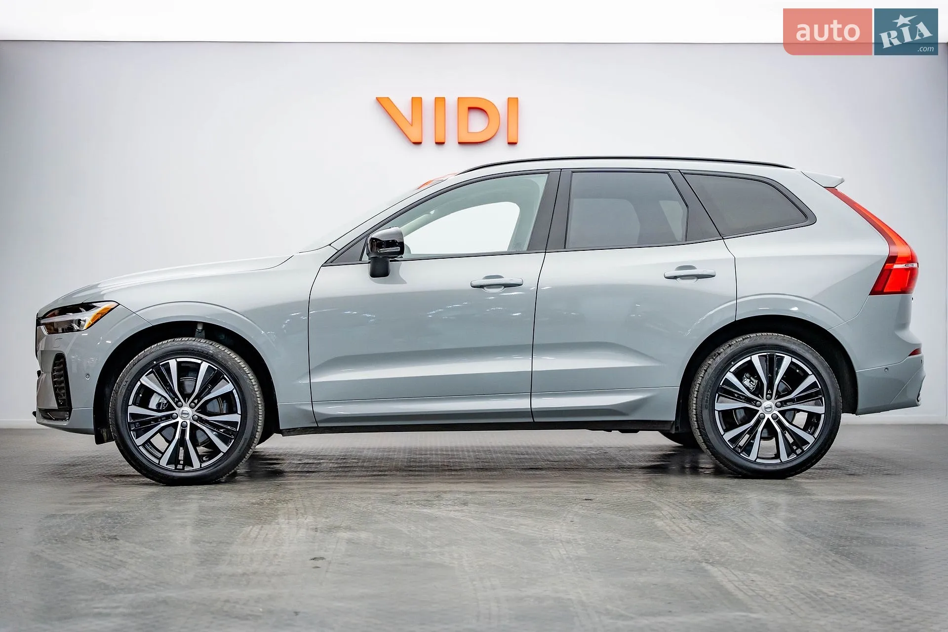 2025 Volvo XC60 - мініатюра 3