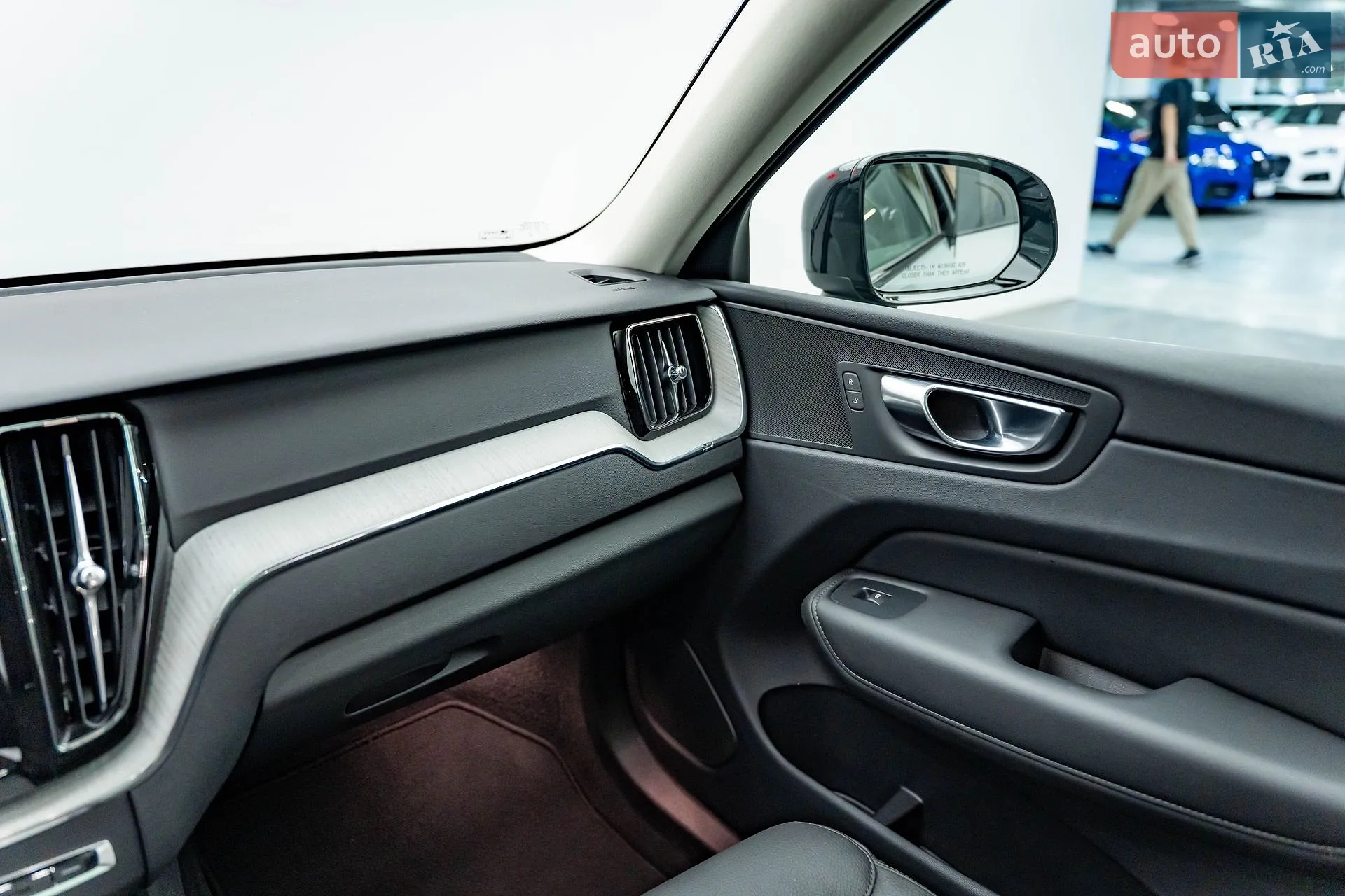 2025 Volvo XC60 - мініатюра 14