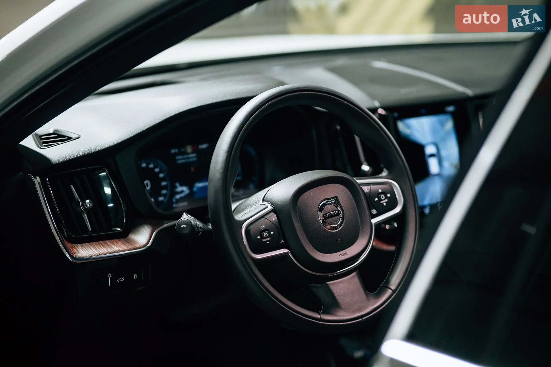 2021 Volvo XC60 - мініатюра 13