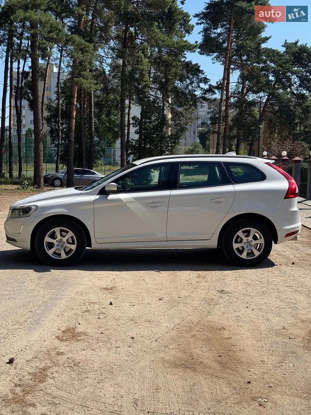 2017 Volvo XC60 - мініатюра 8