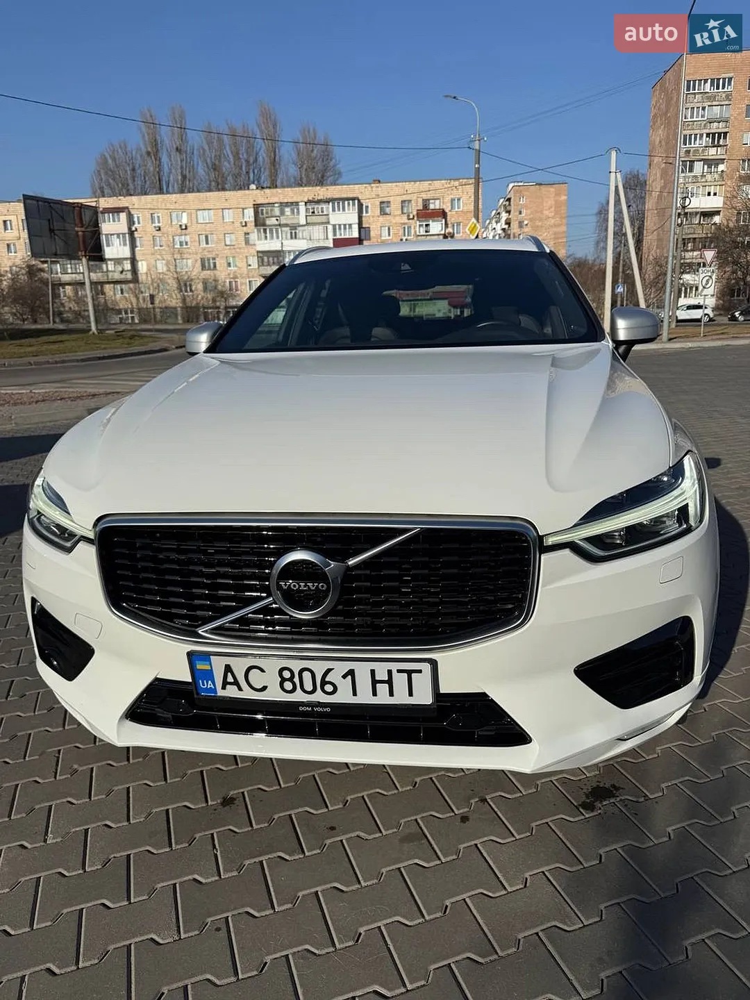 2019 Volvo XC60 - фото 1