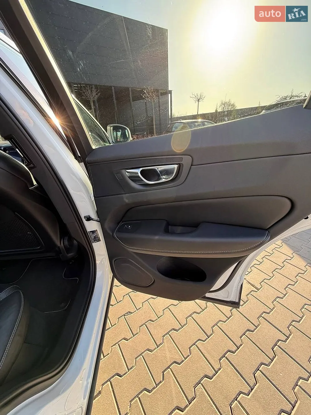 2019 Volvo XC60 - мініатюра 23