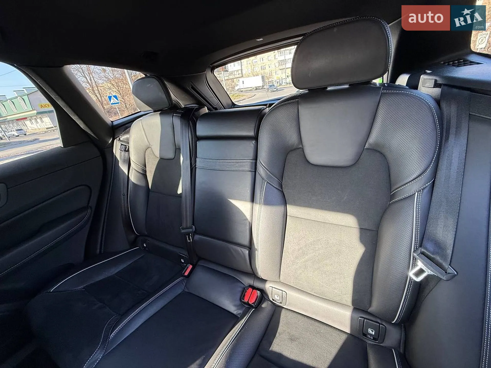2019 Volvo XC60 - мініатюра 32