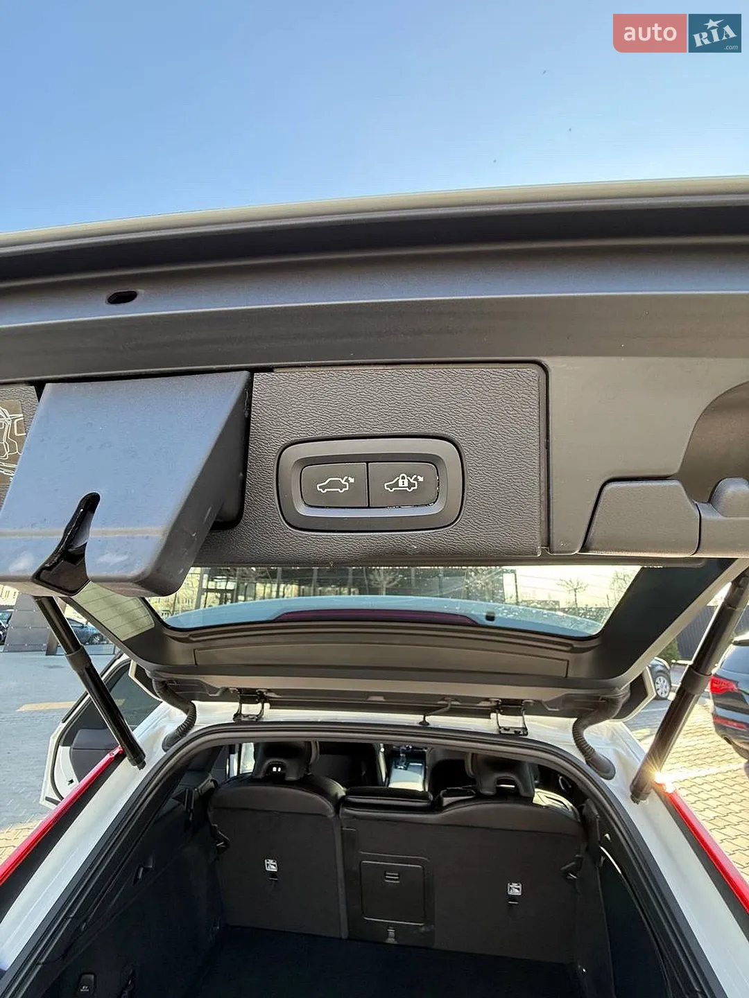 2019 Volvo XC60 - мініатюра 33