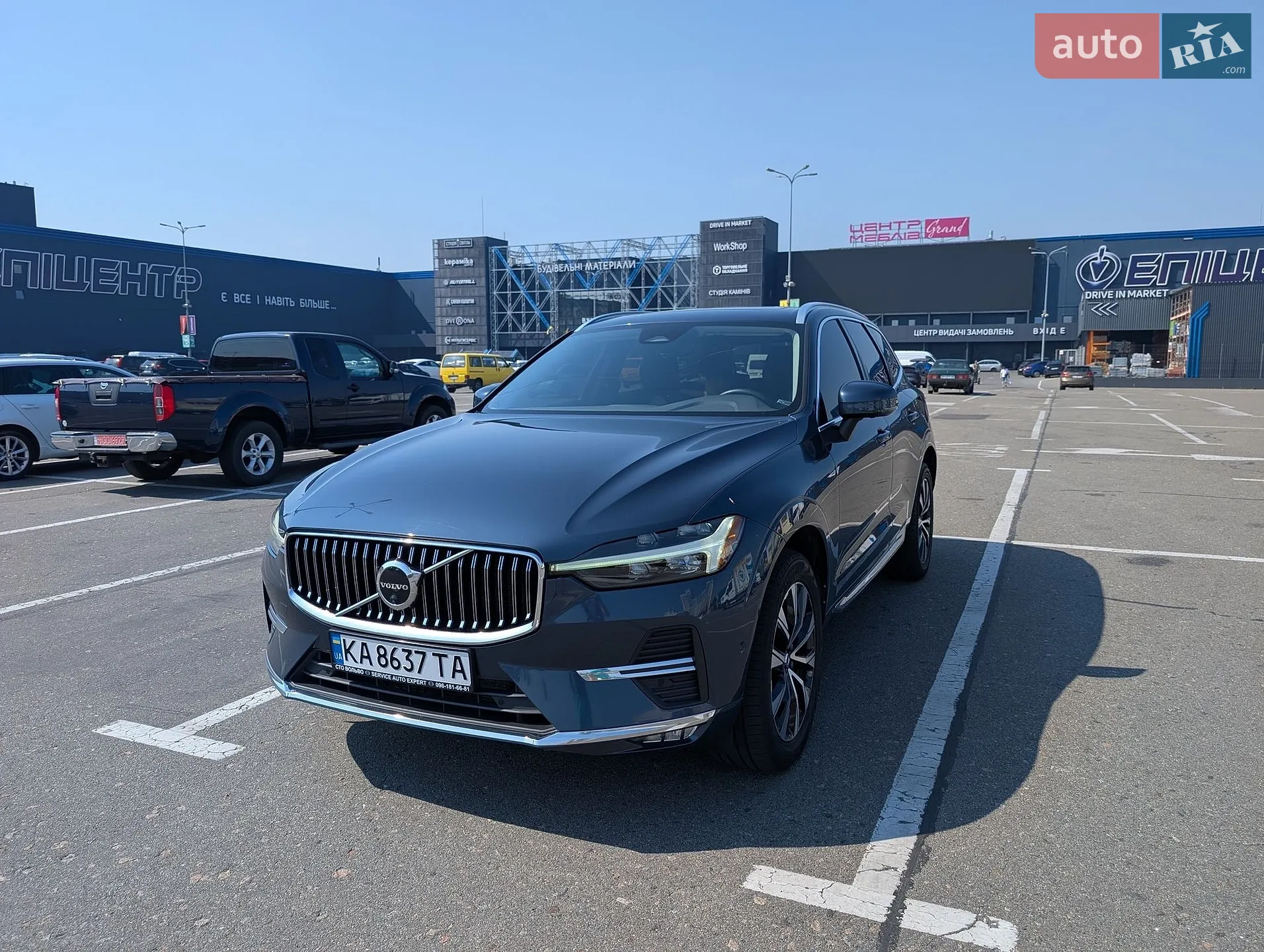 2023 Volvo XC60 - фото 1