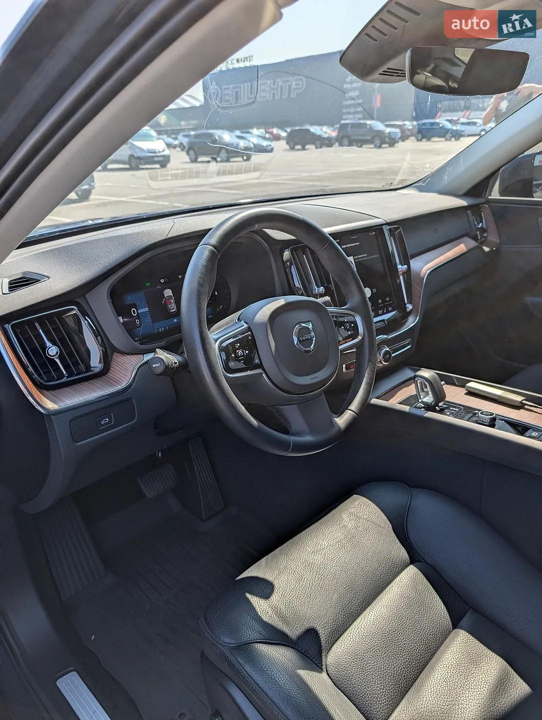 2023 Volvo XC60 - мініатюра 12
