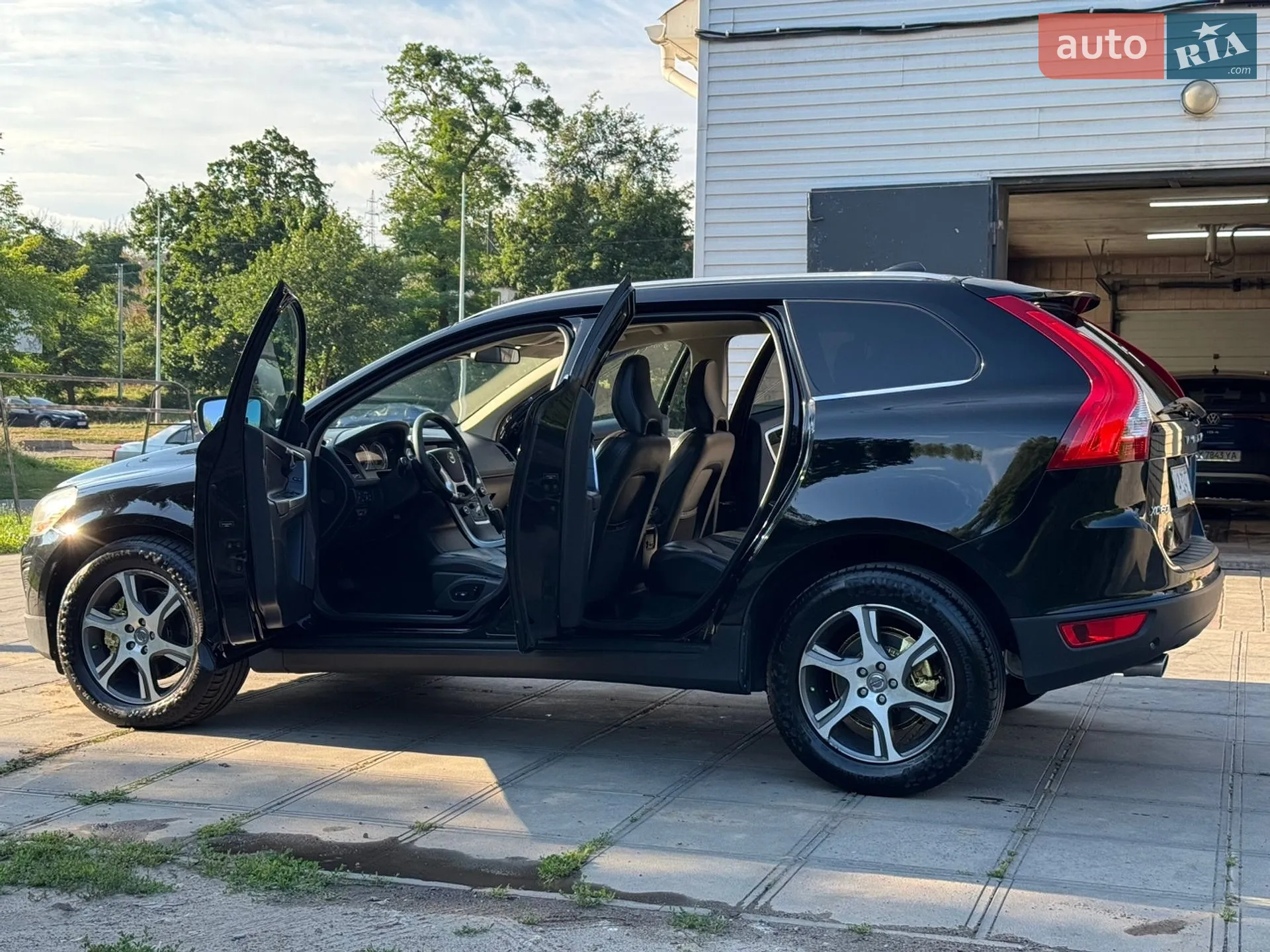VOLVO XC60 2011 VIN YV4902DZ4B2185458 фото оголошення 14 з 61