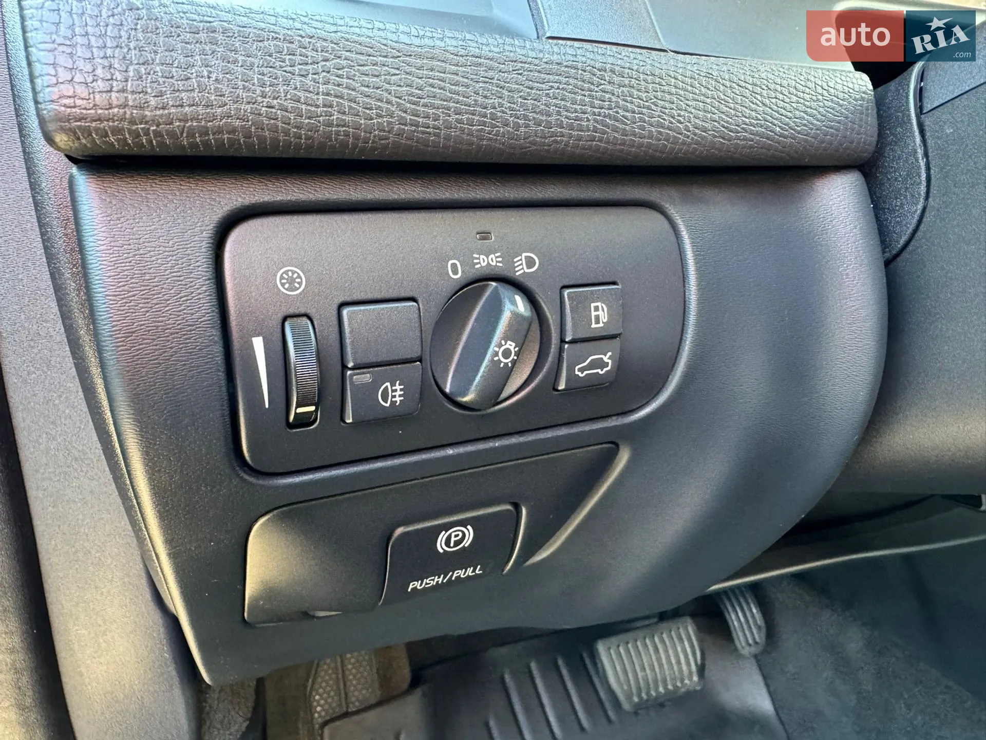 VOLVO XC60 2011 VIN YV4902DZ4B2185458 фото оголошення 19 з 61