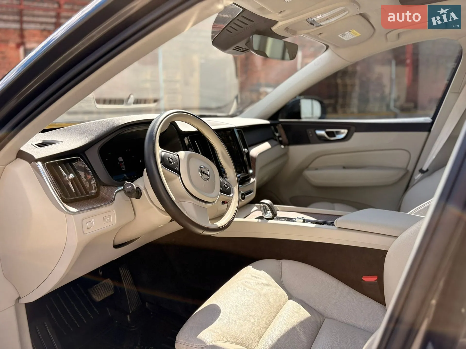 2022 Volvo XC60 - мініатюра 14
