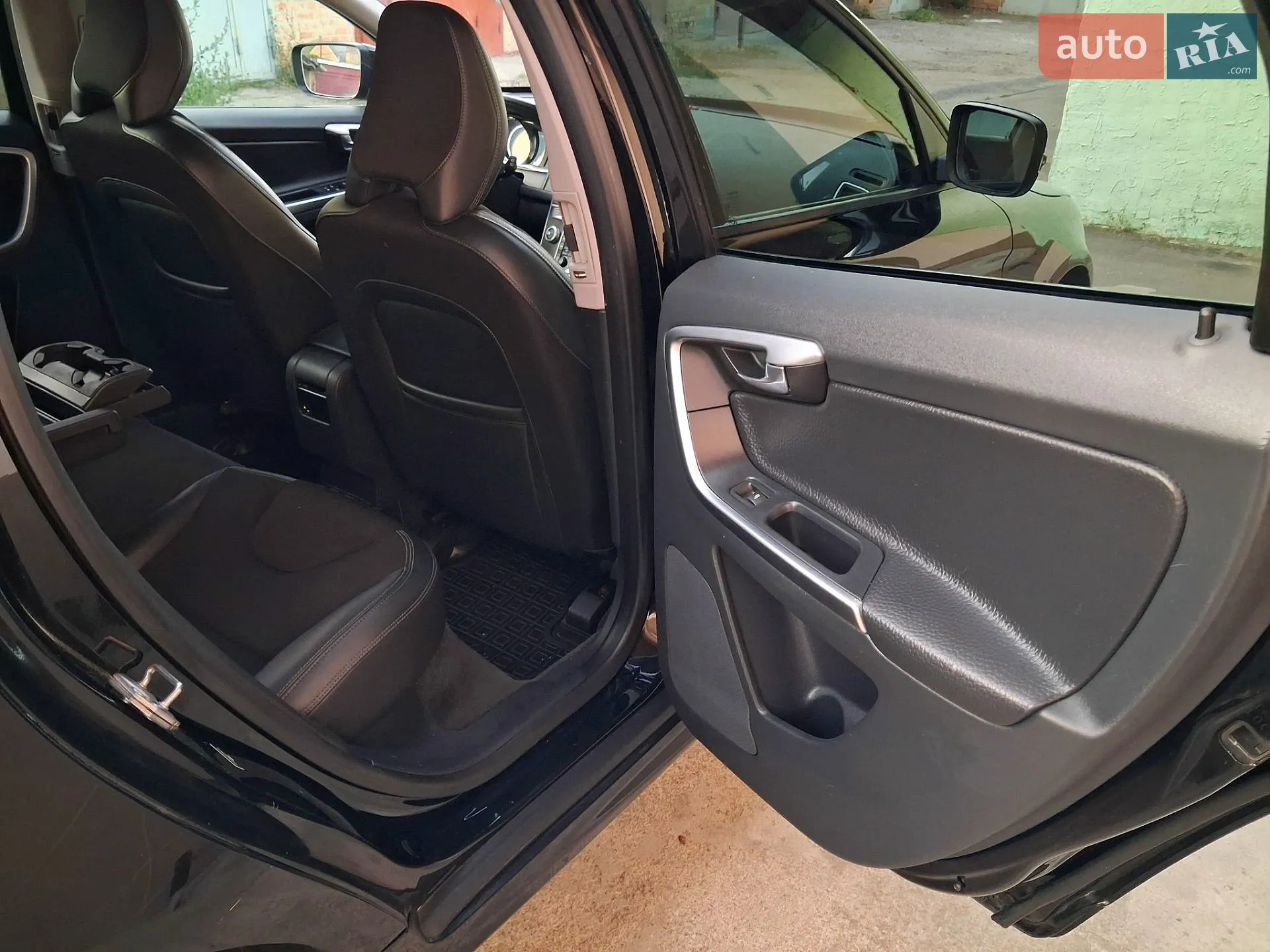 2016 Volvo XC60 - мініатюра 18